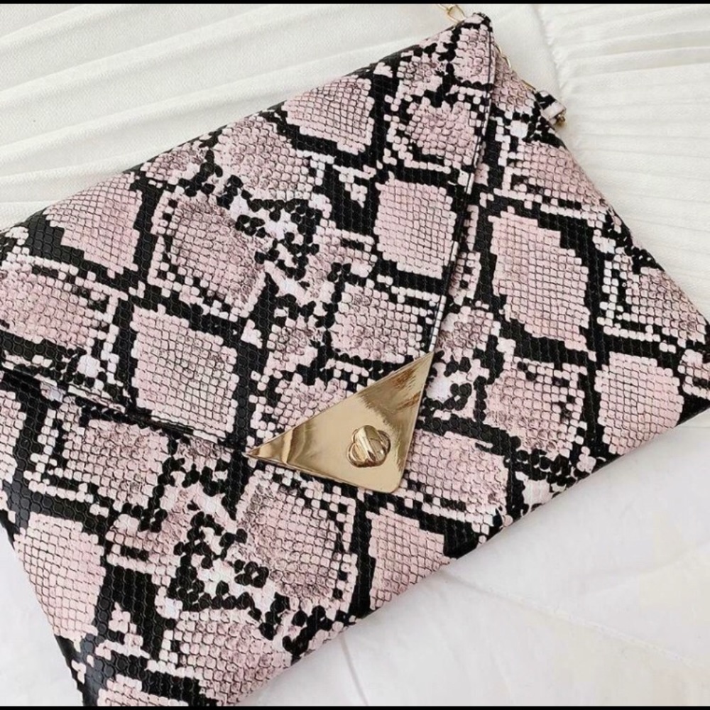 Snakeskin Animal Print Envelope Clutch Bag - Picture 7 of 8
